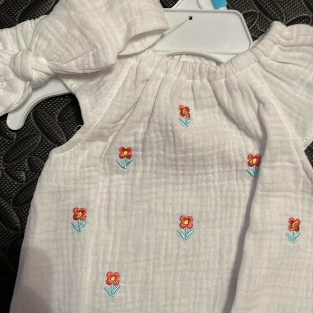 Little Me Romper - Picture 2 of 3